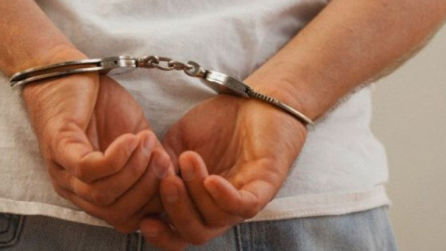 Варненските полицаи заловиха петима крадци през уикенда