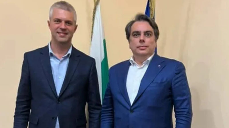 Асен Василев с коментар за акцията срещу кмета на Варна