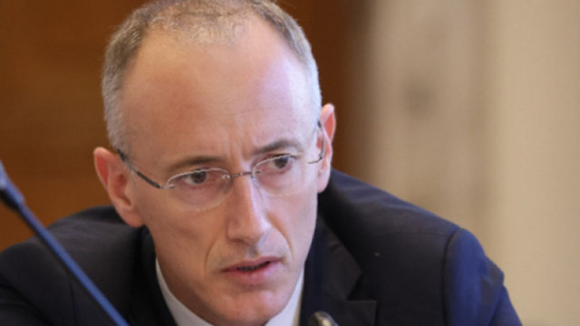 Вълчев: Няма да има предпоставки за увеличение на таксите за студентите след промените в Закона