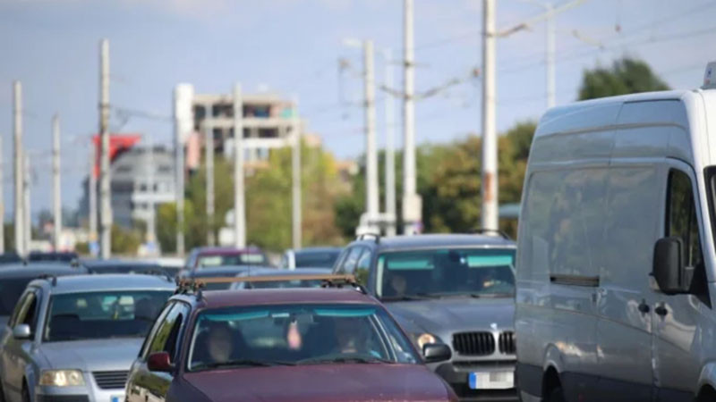 От днес автошколите ще работят задължително с GPS