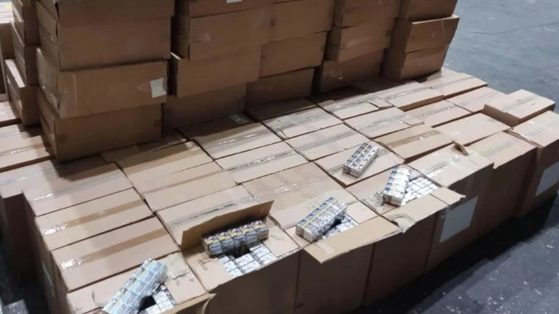 950 хил. къса контрабандни цигари задържаха митничарите на "Лесово"