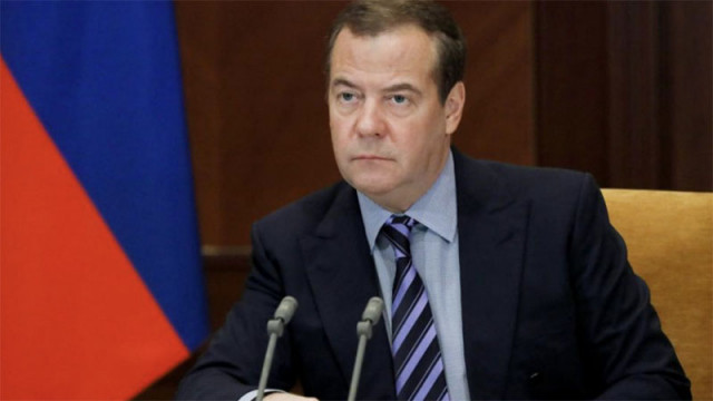 Медведев: На Украйна е нужна „депаразитизация“