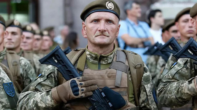 Украйна ще мобилизира и мъже над 60 години, реши парламентът