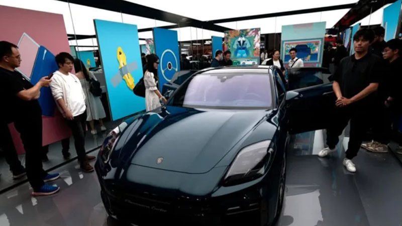 Porsche предупреждава за нови съкращения на разходи