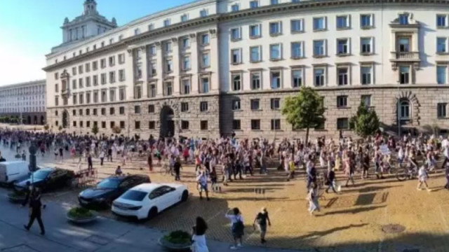 Протести в подкрепа на варненския кмет Благомир Коцев се проведоха в София и Варна