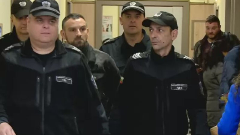Пълен обрат - делото за малкия Адриан, малтретиран от пастрока си в Пловдив, тръгва отначало
