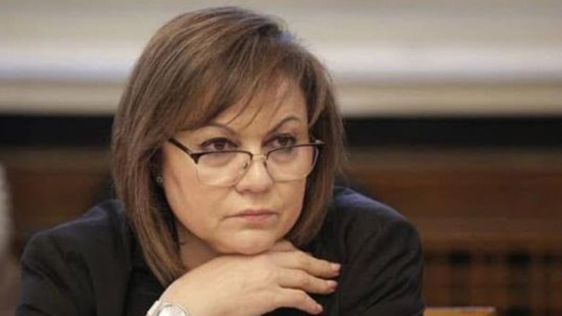 Нинова не вижда Радев като лидер на партия: Върху президента тежат много въпроси за корупция