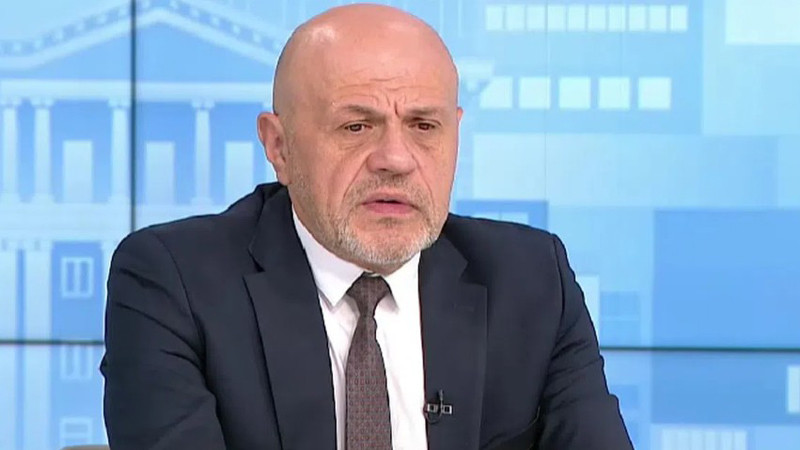 Томислав Дончев: Президентът се е самоопределил като ярка опозиция