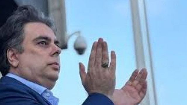 Асен Василев "не познавал" зам.-кмета на София Иван Василев /ПП-ДБ/- Терзиев сам го избрал!