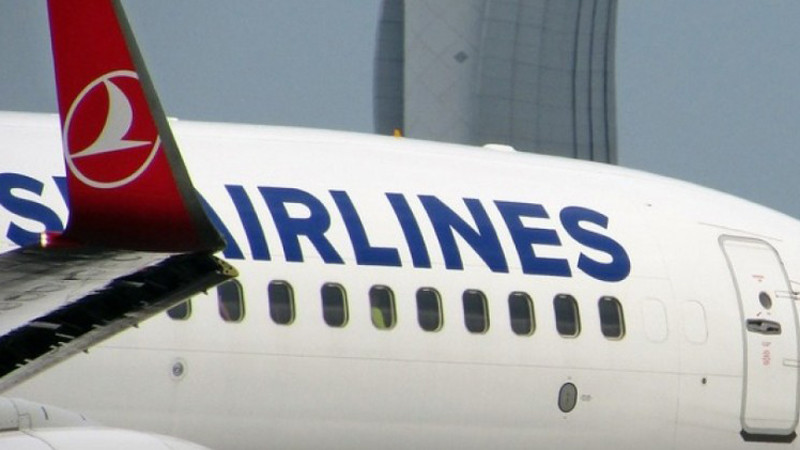 Turkish Airlines забраняват преносими смарт устройства с несменяеми литиеви батерии на борда