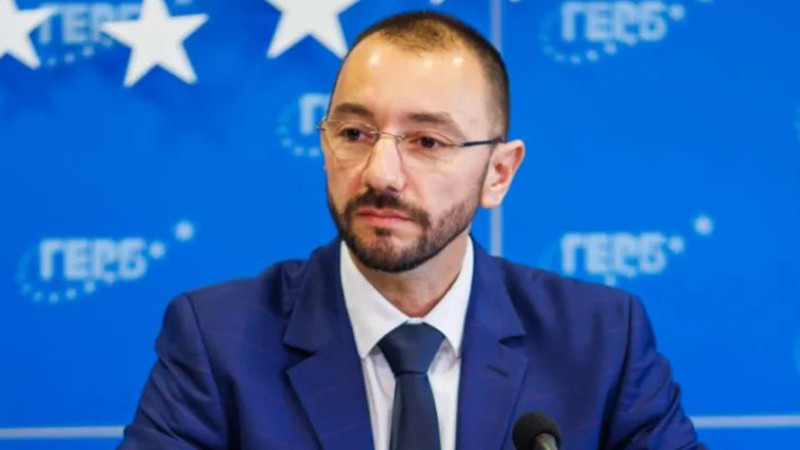 Хекимян след оставката на зам.-кмета Иван Василев: Финансовото куче на Терзиев си тръгна