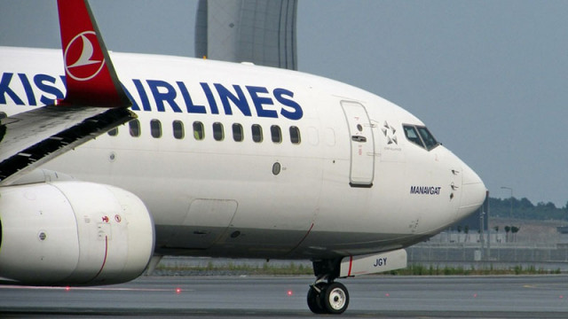 Turkish Airlines забраняват преносими смарт устройства с несменяеми литиеви батерии на борда