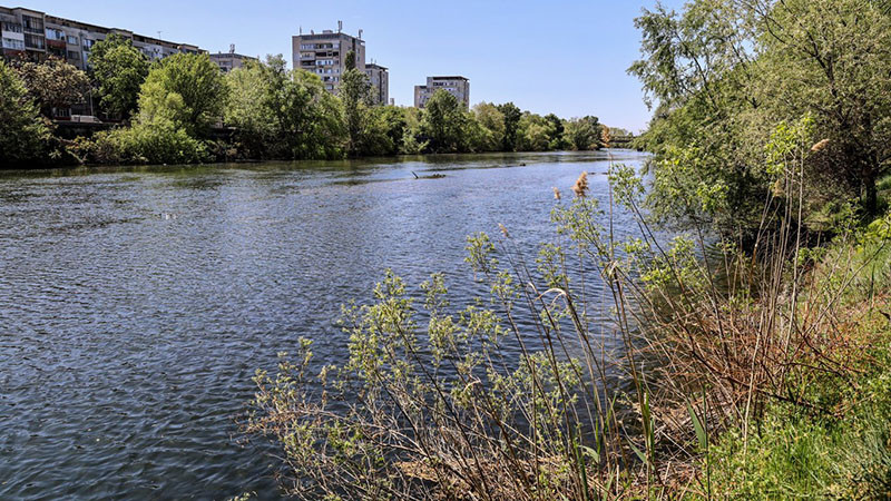 Намериха тяло на млад мъж във водите на Марица
