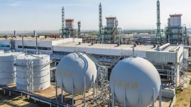 Украйна атакува единствения завод за производство на хелий за ракети в Русия