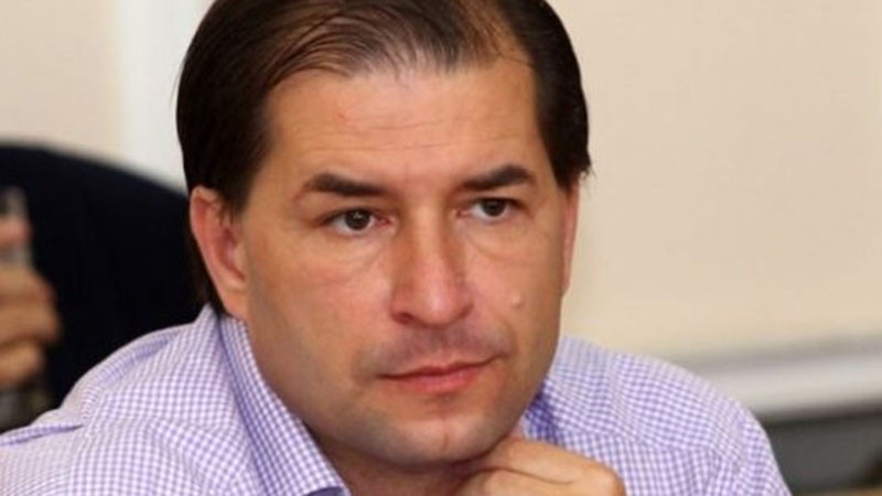Борислав Цеков: Радев страда от очевидни комплекси и нездрав балкански бонапартизъм
