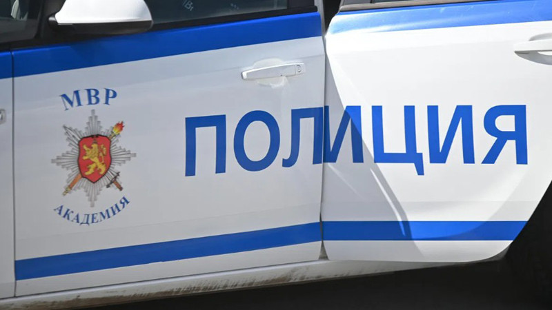 Шофьорът, отнел живота на жена и ранил мъж край Ахелой, е задържан докато заличава следите