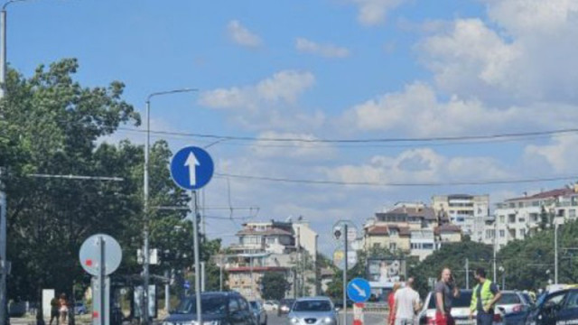 Катастрофа с кола на НАП във Варна