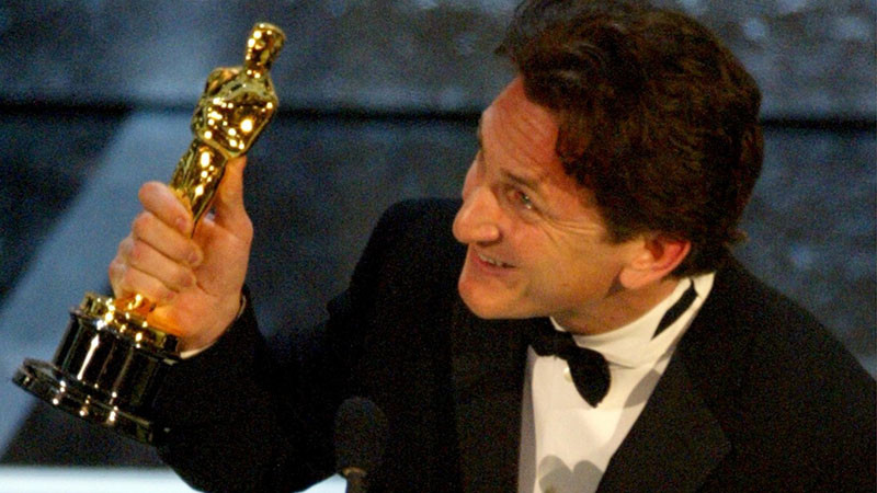 Шон Пен на 65: Мъжът със суровия чар и сложен характер