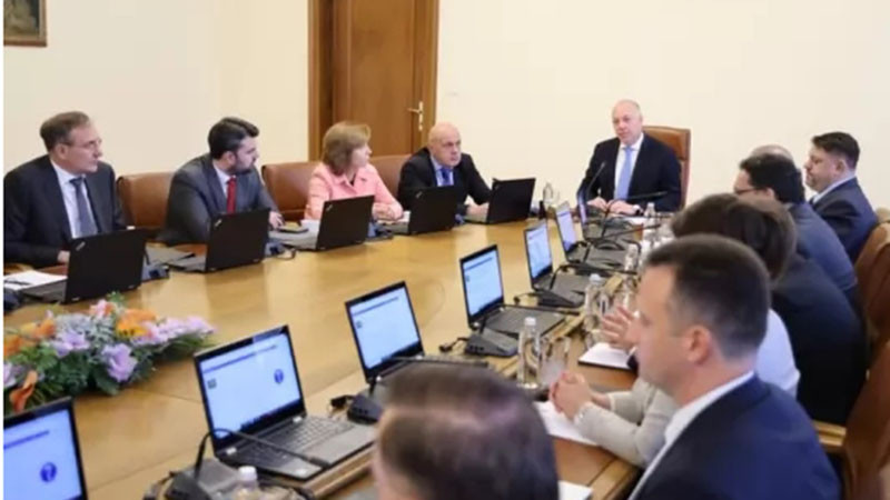 Правителството със спешни мерки за водната криза