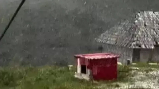 В Румъния заваля сняг