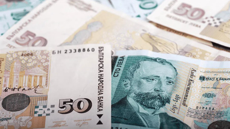 88-годишна жена даде 9500 лева на непознат мъж на паркинг в Стара Загора