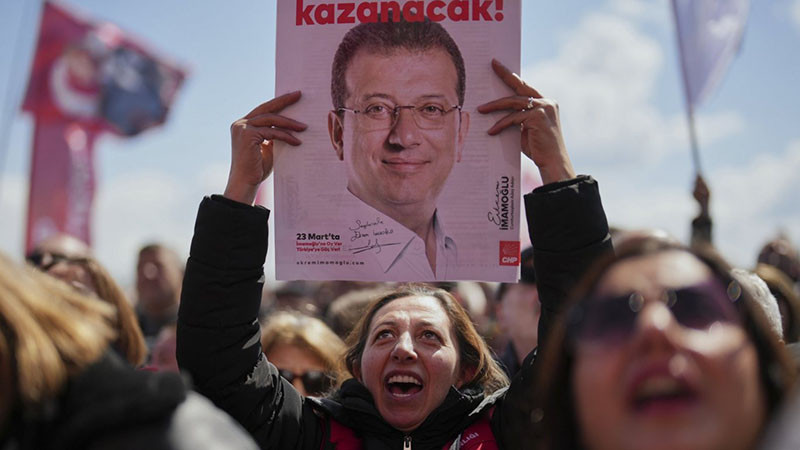 Васил Терзиев и кметове на европейски градове присъстваха на митинг на опозицията в Истанбул