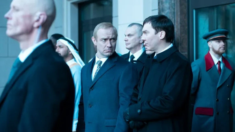 Джуд Лоу дебютира в ролята на Путин във филма "Магьосника от Кремъл" на фестивала във Венеция