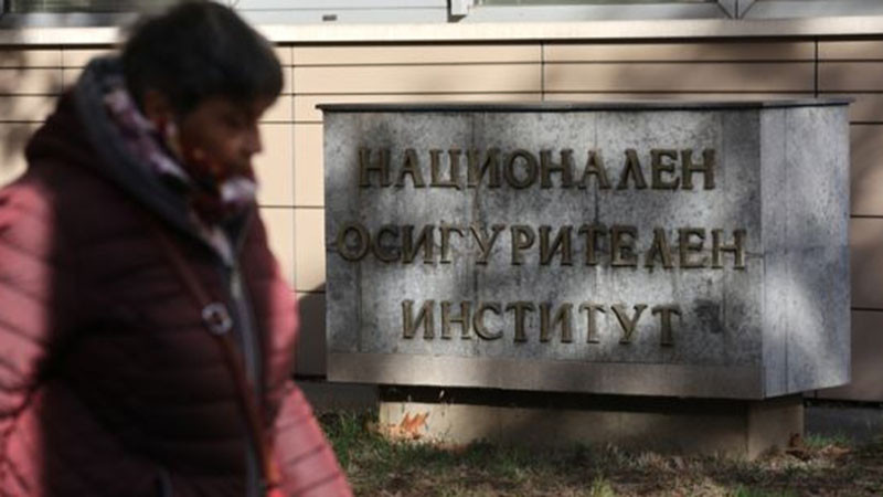 НОИ: Изплащането на пенсиите този месец ще започне на 9 септември