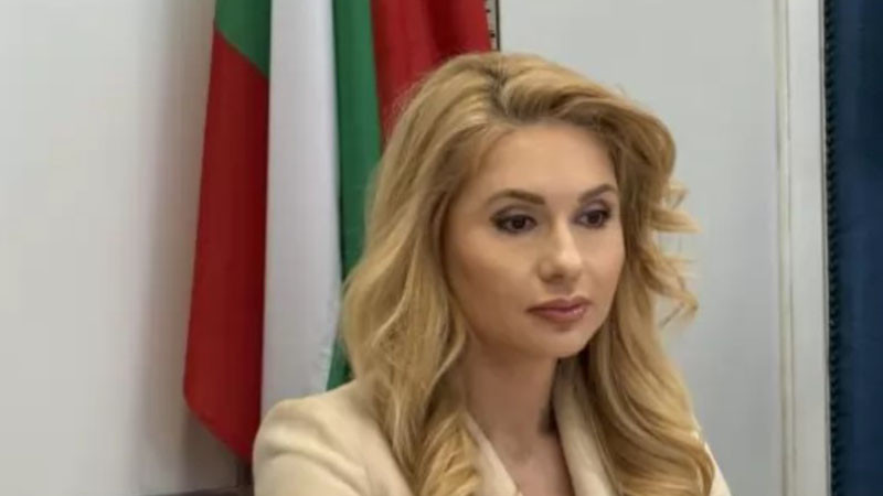 Мария Филипова изненадана защо я питат иска ли да е служебен премиер: Не разбирам от политика