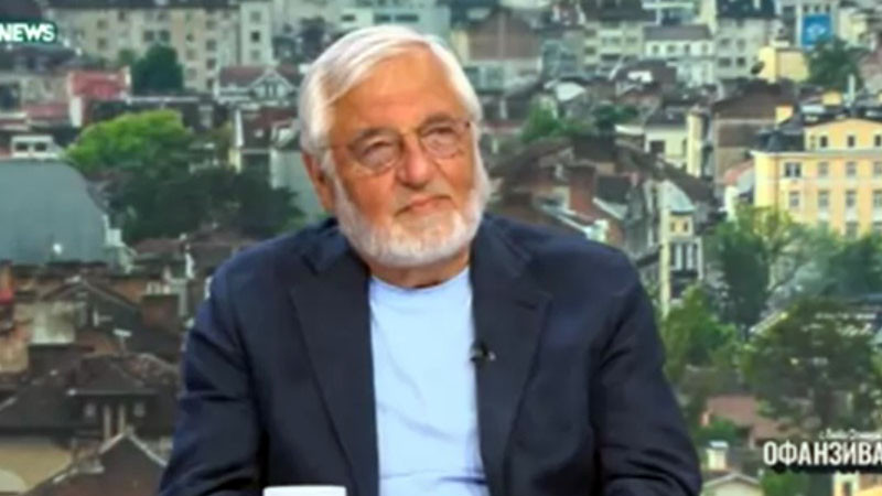 Любомир Канов: Румен Радев действа като разединител и агент на чужда държава