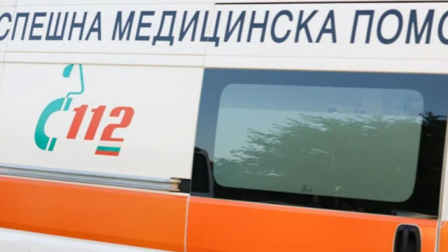 Трудова злополука: Работник в кариера с опасност за живота след падане от скала