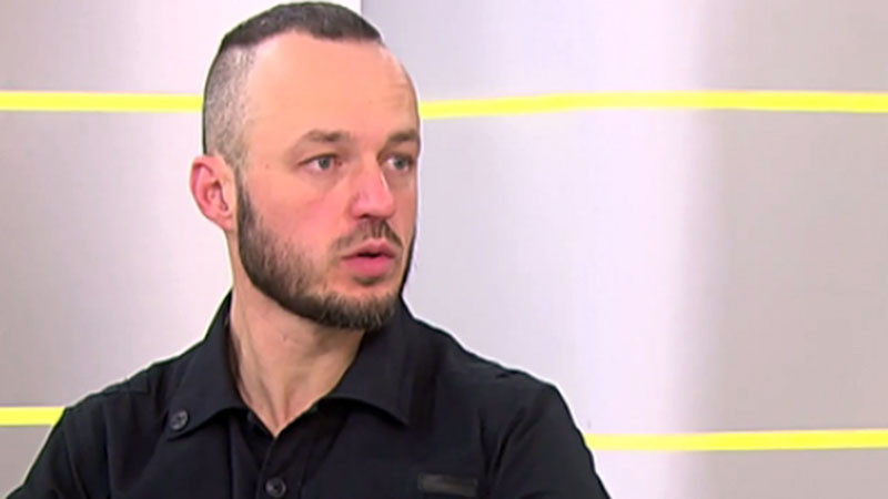 Доц. Стойчо Стойчев: Радев няма капитал да отвее всички и да вземе властта еднолично