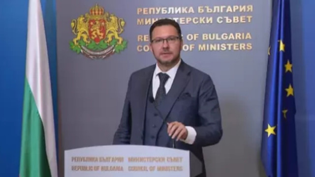 Даниел Митов: Сериозно ли е да подам оставка, когато МВР няма никаква вина за побоя в Русе?
