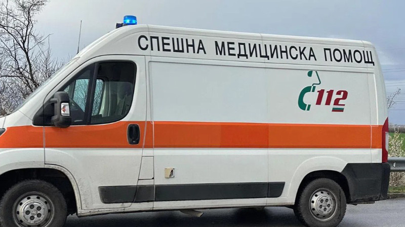Кола блъсна 5-годишно дете в Шуменско