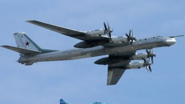 Русия готви масиран удар: Зареждат самолети с ракети "Кинжал", ракетоносци излизат в Черно море