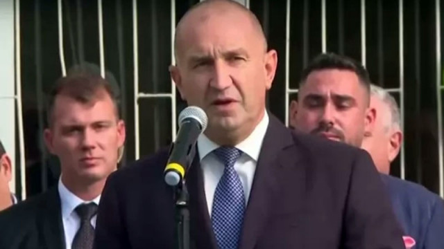 Радев: Не искам на този прекрасен празник да се занимаваме с обречени вотове на недоверие