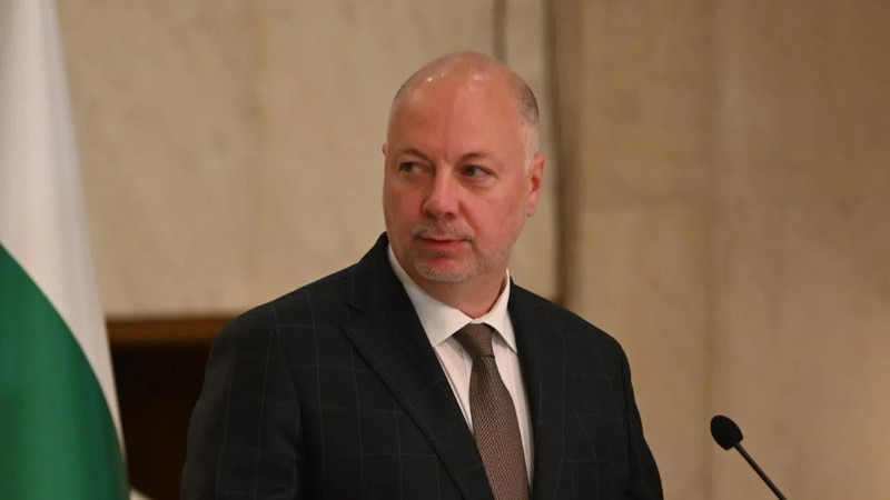 Желязков ще награди българските олимпийци по природни науки и техните ръководители