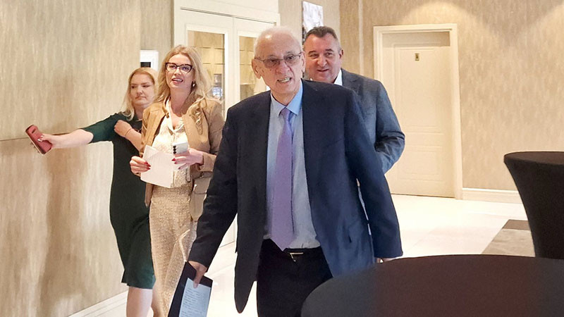 Министър Кирилов за починалия полицай: Да се спекулира с човешкия живот е недопустимо