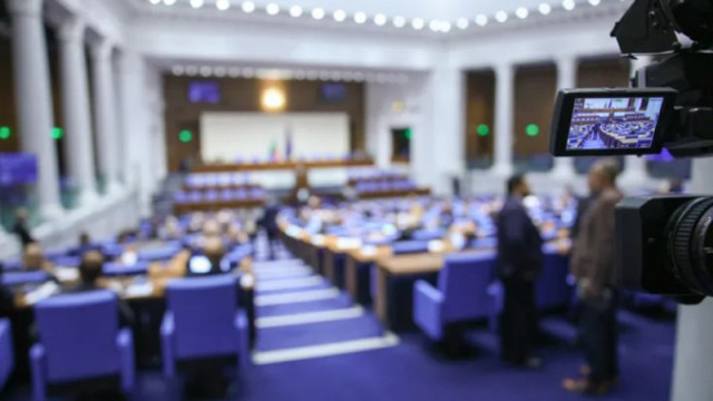 Теменужка Петкова, Красимир Вълчев и още 9 министри ще отговарят на въпроси на депутати