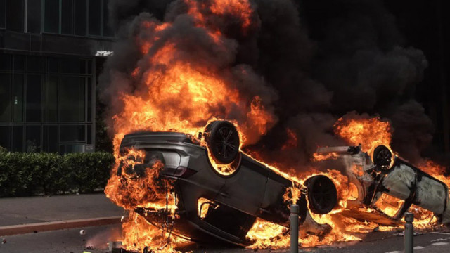 Кола се запали на пътя Гара Костандово – Велинград