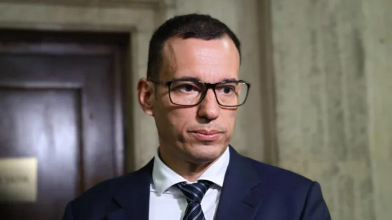 София в капана на хаоса: Управлението на Васил Терзиев