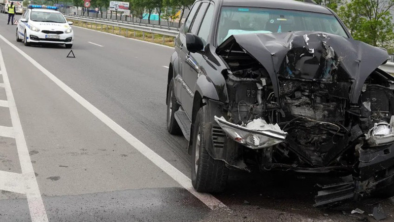 Три нови жертви взе войната по пътищата