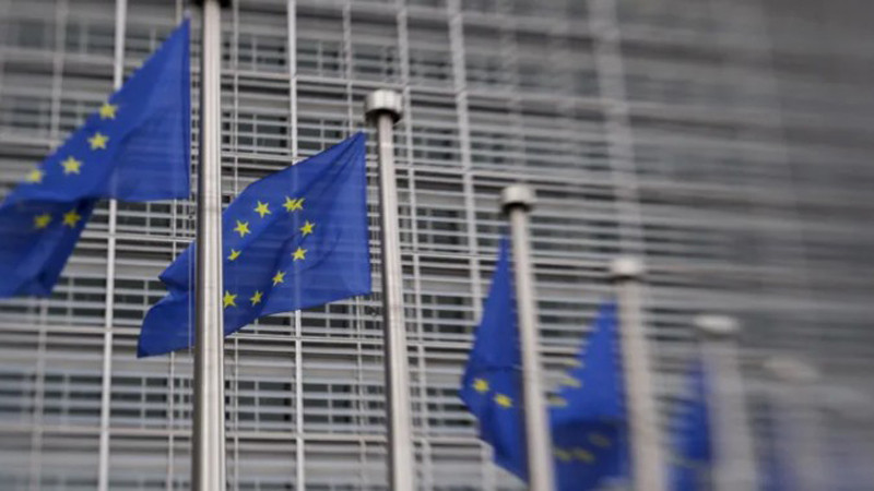 Семейството на ПП в Европарламента поиска спиране на парите за България заради Коцев