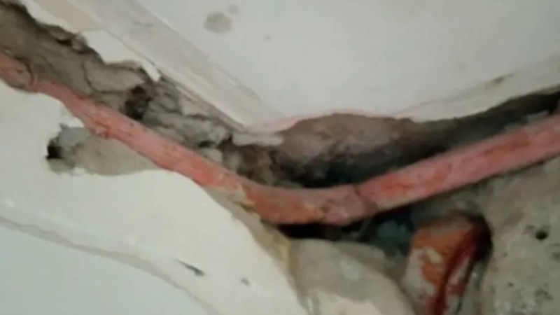 Сгради се рушат на строежа на метрото в „Хаджи Димитър“, предстои евакуация