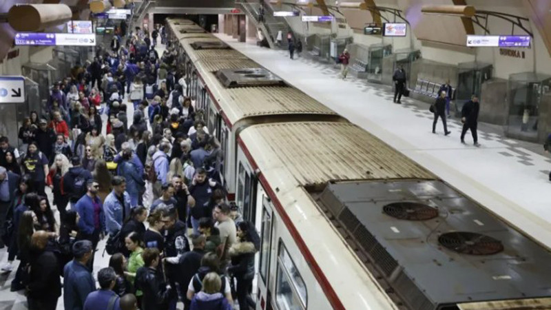 "Метрополитен" не приема, че блокът в кв. "Х. Димитър" се руши заради строежа на метрото