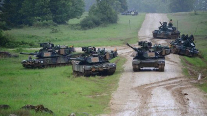 Танкове за защита на Путин предостави Кремъл на Руската национална гвардия