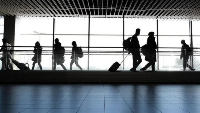 Дронове затвориха датско летище за втора поредна вечер