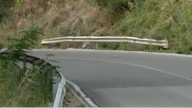 Сериозна катастрофа заради разпръснат асфалт