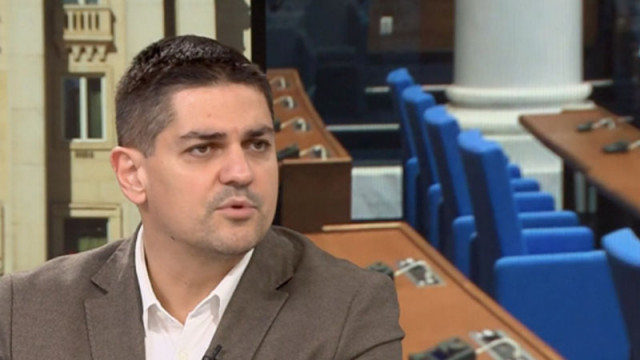 Радостин Василев, МЕЧ: 31 депутати от управляващото мнозинство в момента са в командировски