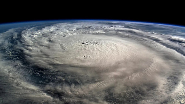 Страшна буря удря Европа до дни! Ще дойде ли и до нашата страна?